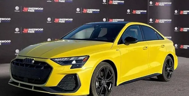 أودي · اي 3 2025 للبيع في الرياض — ممشى 19,000 كم
