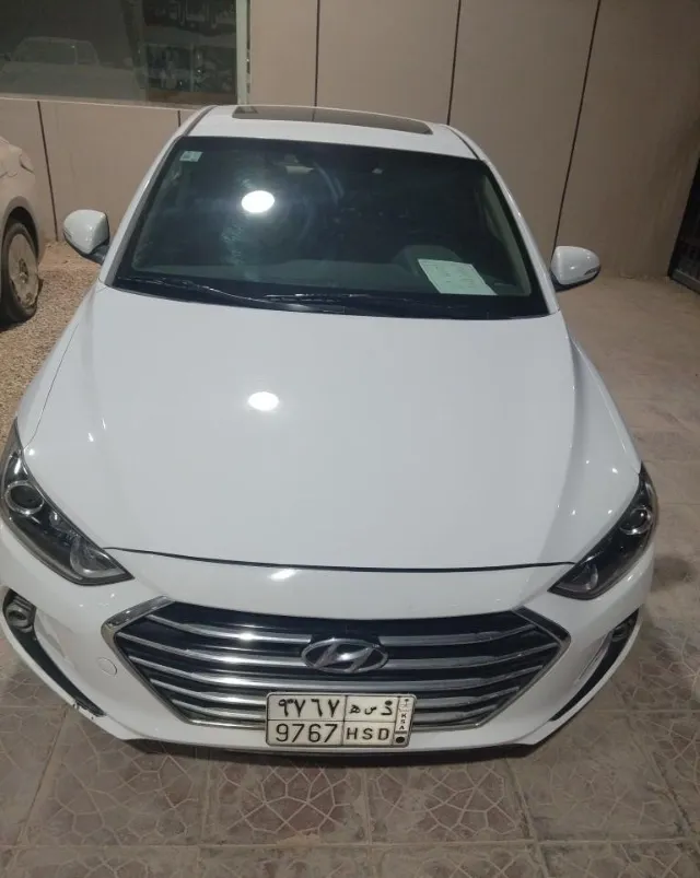 هيونداي · النترا 2018 للبيع في الرياض — ممشى 120,000 كم