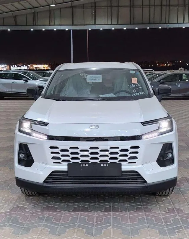 تويوتا راف فور STANDARD 2026 للبيع في الرياض