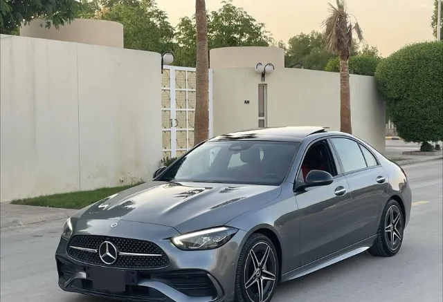 مرسيدس بنز · سي كلاس 2023 للبيع في الرياض — ممشى 84,000 كم