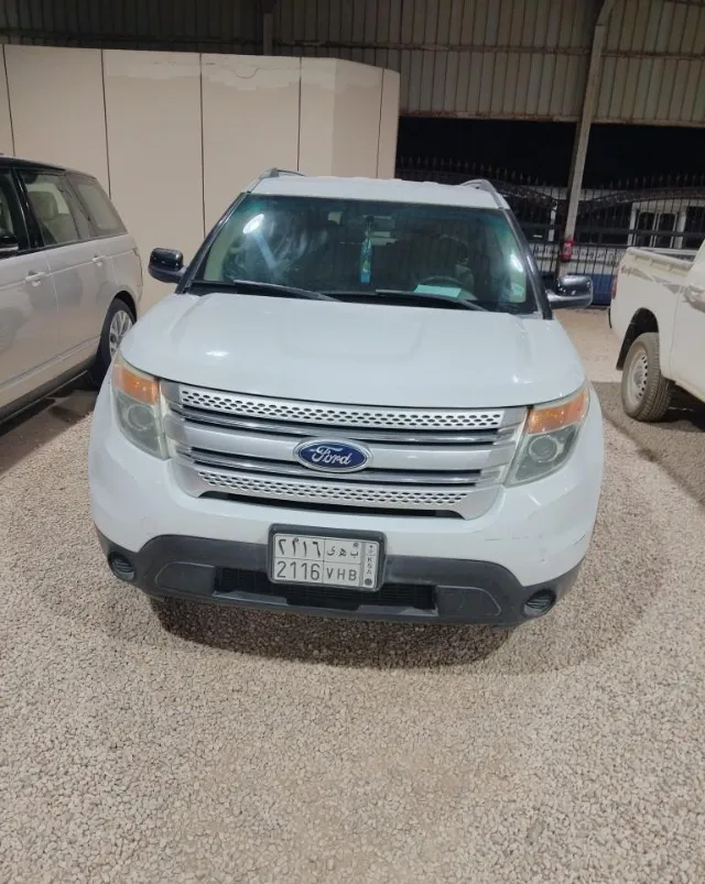 فورد · اكسبلورر 2013 للبيع في الرياض — ممشى 447,000 كم