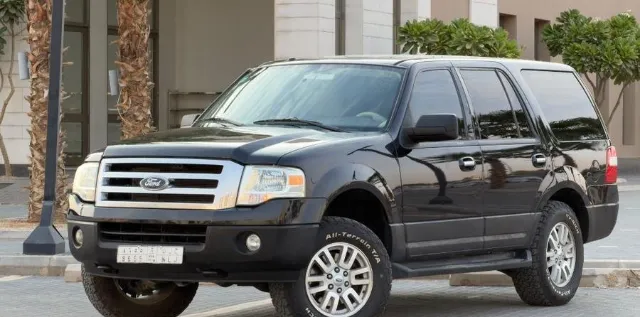 فورد · اكسبديشن 2014 للبيع في الرياض — ممشى 194,000 كم