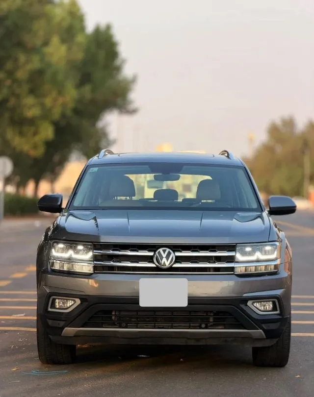 فولكس فاجن تيرامونت 2019 للبيع في جدة — ممشى 165,000 كم