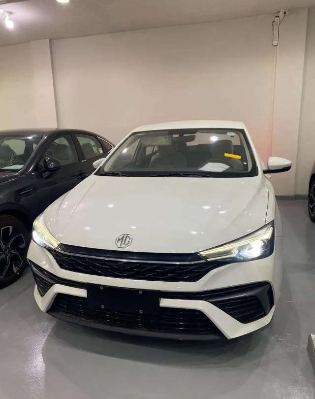 ام جي 5 STANDARD 2025 للبيع في الرياض — ممشى 6 كم