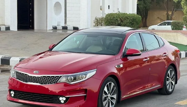 كيا · أوبتيما 2016 للبيع في الرياض — ممشى 160,000 كم