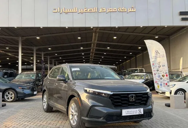 هوندا · سي ار في 2025 للتنازل في الرياض