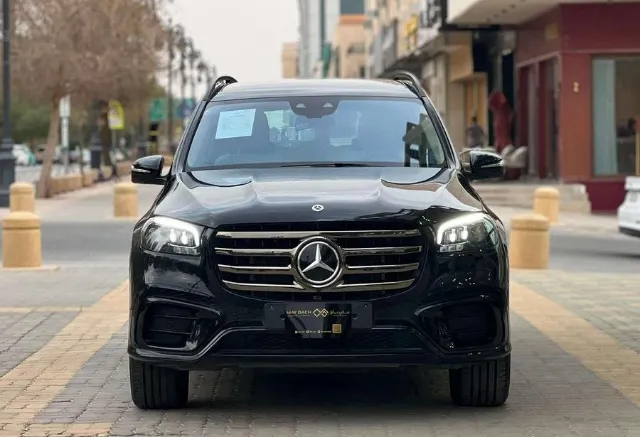 مرسيدس بنز جي ال اس 2025 للبيع في الرياض — ممشى 6,000 كم
