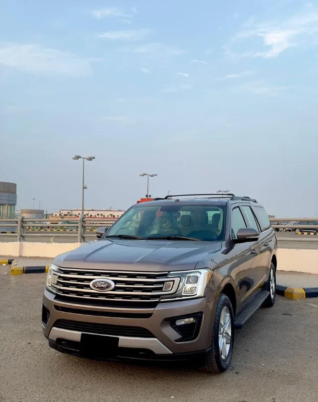 فورد اكسبديشن 2019 للبيع في جدة — ممشى 330,000 كم