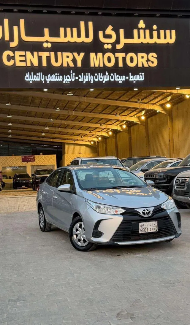 تويوتا · يارس 2021 للبيع في الرياض — ممشى 211,000 كم