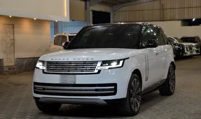 رينج روفر رينج روفر 2025 للبيع في جدة — ممشى 24,000 كم