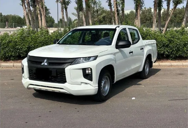 ميتسوبيشي ال 200 2022 للبيع في جدة — ممشى 130,000 كم
