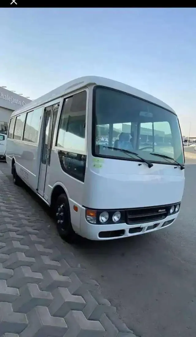 ميتسوبيشي روزا 2024 للبيع في الرياض