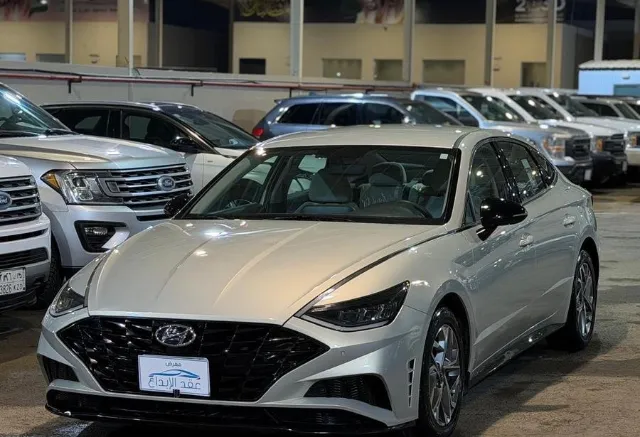 هيونداي · سوناتا 2023 للبيع في الرياض — ممشى 77,000 كم