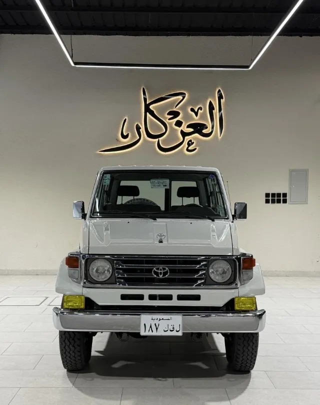 تويوتا لاندكروزر 70 2004 للبيع في الرس — ممشى 55,000 كم