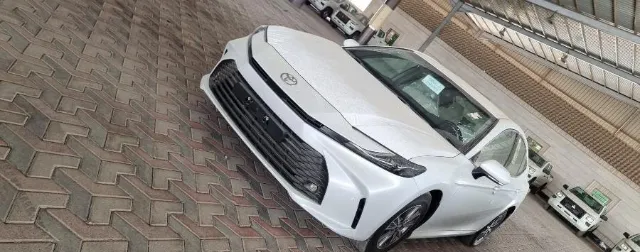 تويوتا · كامري STANDARD 2026 للبيع في الأحساء — ممشى 0 كم