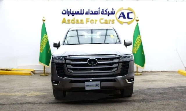 تويوتا · لاندكروزر 2026 للبيع في الرياض