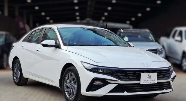 هيونداي · النترا 2025 للبيع في الرياض — ممشى 1 كم