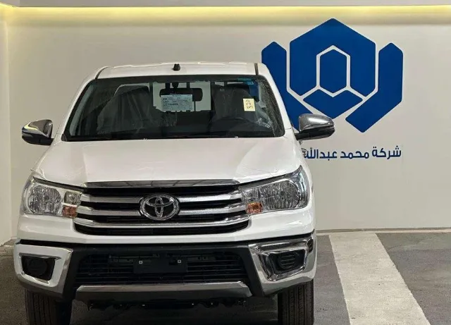 تويوتا · هايلكس 2026 للبيع في الرياض — ممشى 15 كم