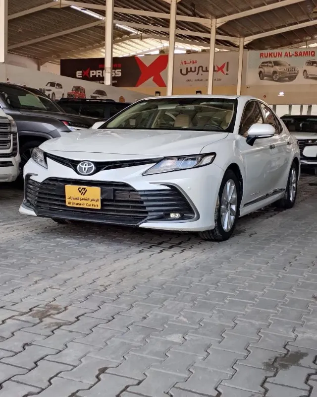 تويوتا · كامري 2023 للبيع في الرياض — ممشى 159,000 كم