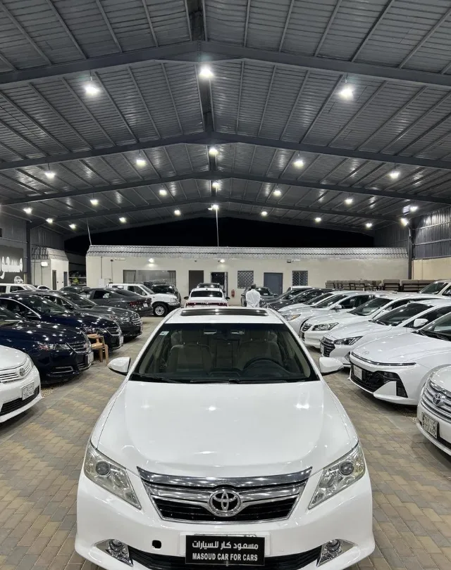 تويوتا · اوريون 2013 للبيع في الرياض — ممشى 215,000 كم