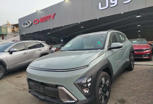هيونداي · كونا 2000 للبيع في مكة المكرمة — ممشى 0 كم