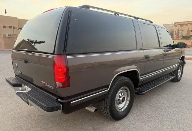 شيفروليه سوبربان 1997 للبيع في الرياض — ممشى 280,000 كم
