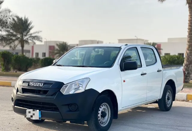 ايسوزو دي ماكس 2022 للبيع في الدمام — ممشى 183,000 كم