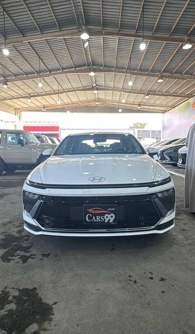 هيونداي · سوناتا STANDARD 2025 للبيع في الرياض — ممشى 14,000 كم