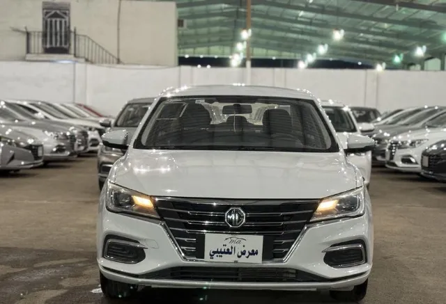 ام جي ام جي 5 STANDARD 2023 للبيع في جدة — ممشى 135,000 كم
