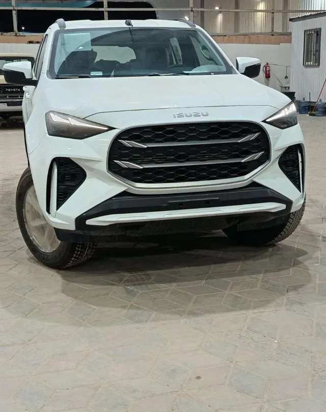 ايسوزو ام يو اكس STANDARD 2026 للبيع في الرياض — ممشى 0 كم