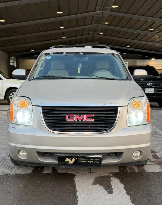 جمس · يوكن 2013 للبيع في الرياض — ممشى 450,000 كم