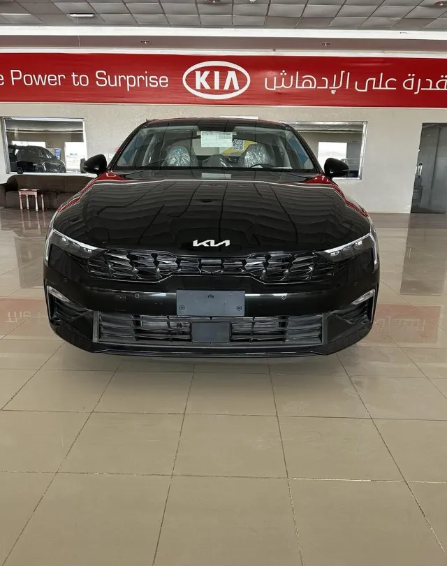 كيا · كي 5 STANDARD 2026 للبيع في عرعر