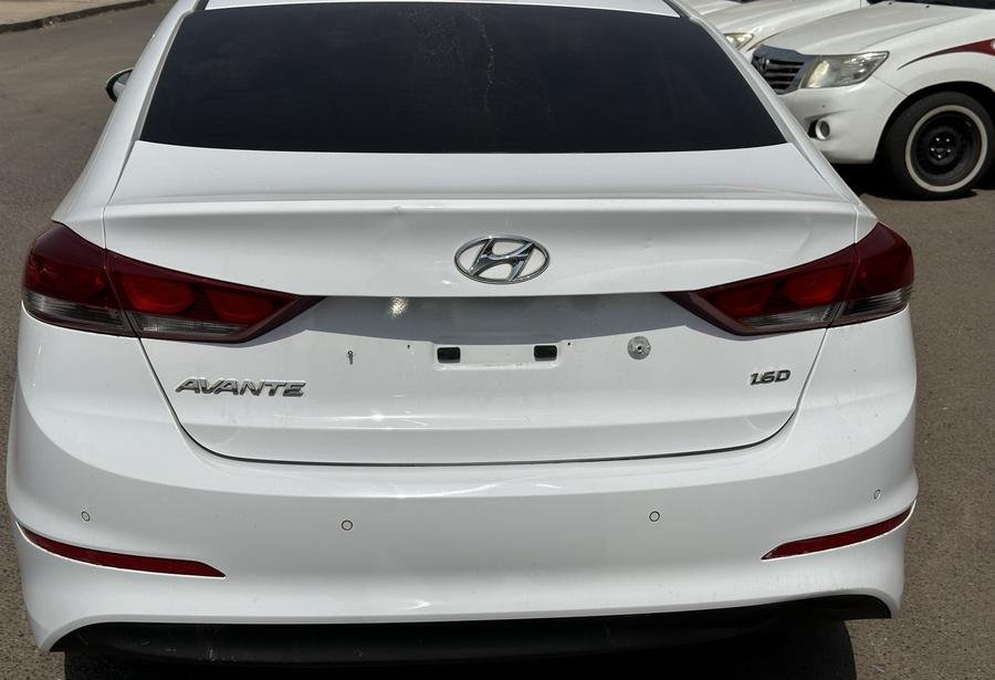 هيونداي افانتي ديزل 2018