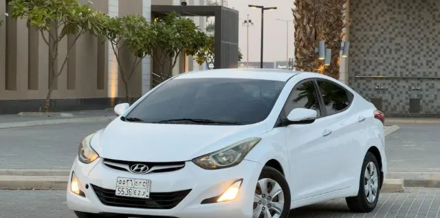هيونداي النترا 2016 للبيع في الرياض — ممشى 195,000 كم