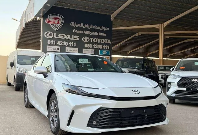 تويوتا · كامري STANDARD 2026 للبيع في الرياض