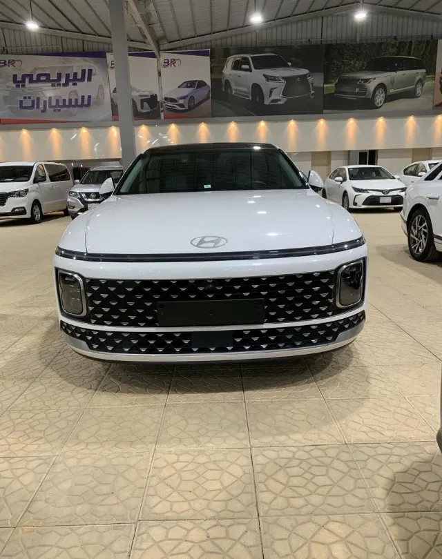 هيونداي · ازيرا 2023 للبيع في حفر الباطن — ممشى 37,000 كم