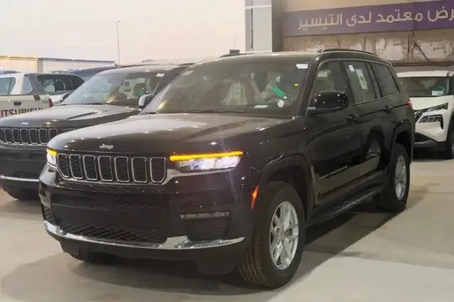 جيب · جراند شيروكي 2025 للبيع في الدمام — ممشى 1 كم