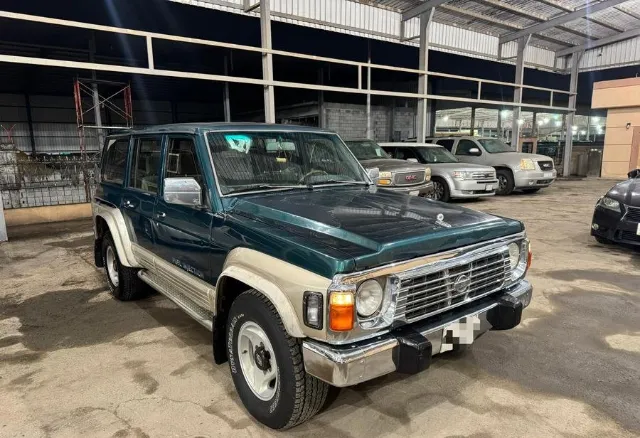 نيسان · باترول 1996 للبيع في الدمام — ممشى 350,000 كم