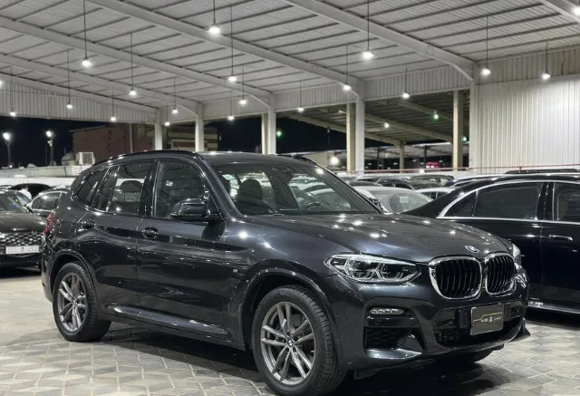 بي ام دبليو · اكس 3 2020 للبيع في جدة — ممشى 64,000 كم