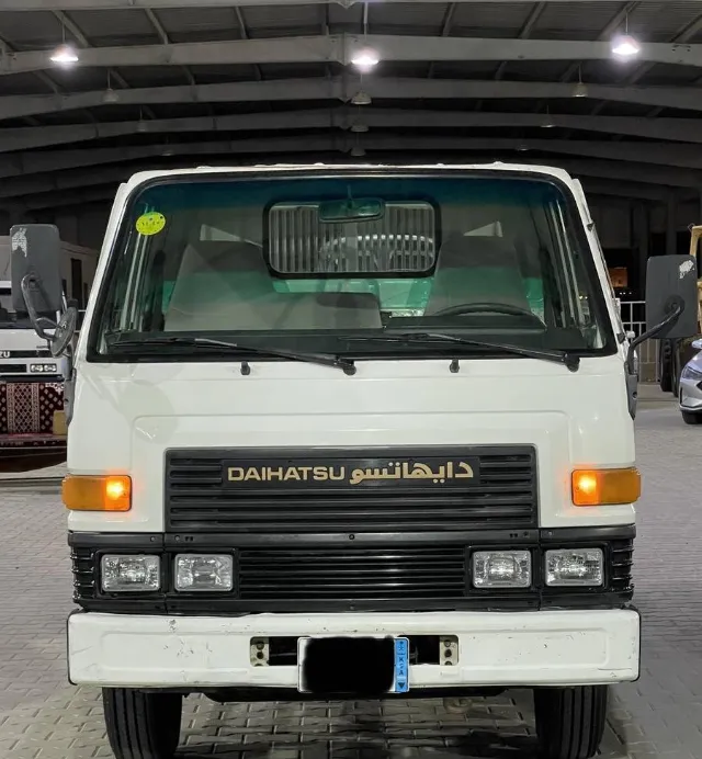 قلاب دايهاتسو 1998 نظيف