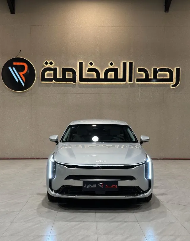 كيا كي 8