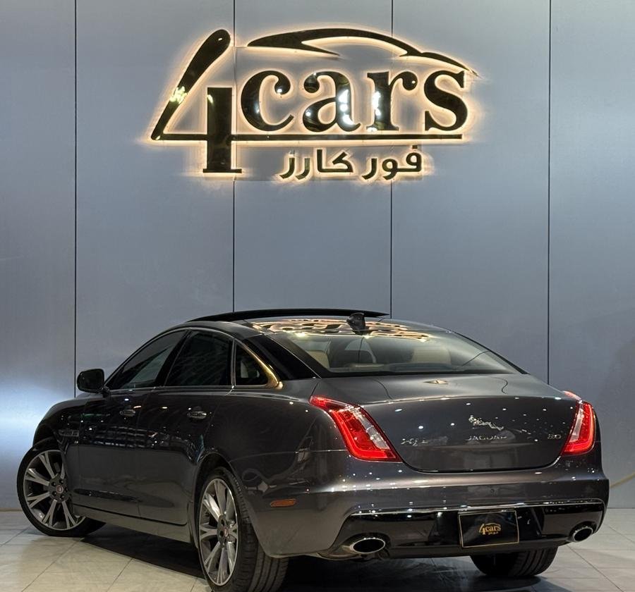 جاكوار XJL 219 (( بحالة ممتازة ))