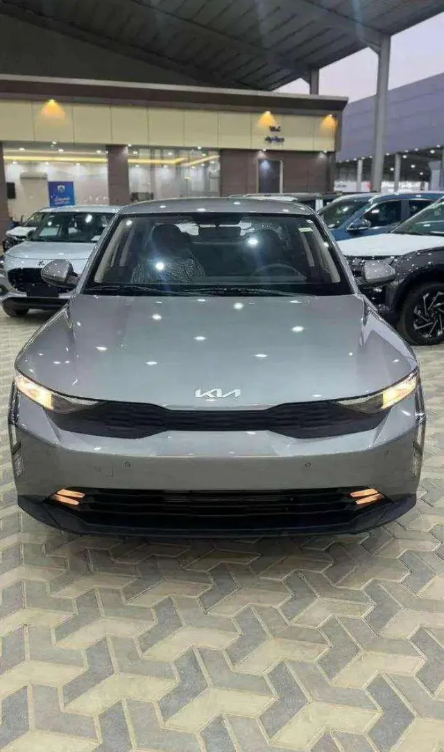 كيا · كي 3 STANDARD 2026 للبيع في الرياض — ممشى 4 كم