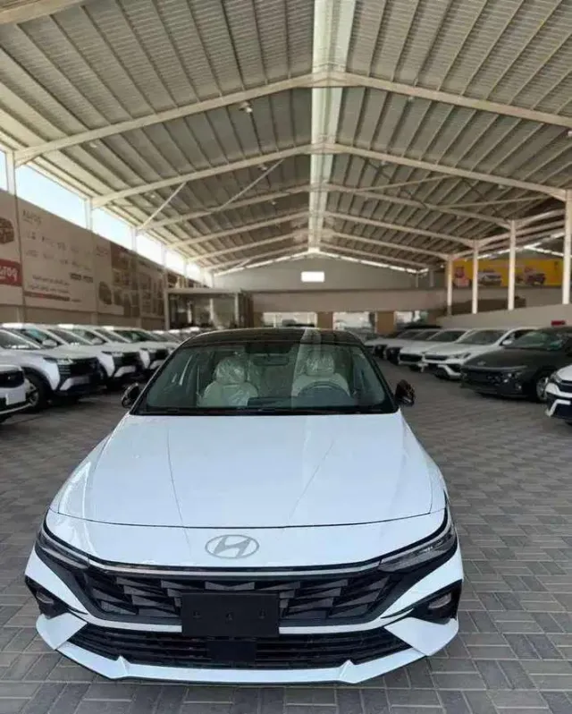 هيونداي · النترا 2000 للبيع في الرياض
