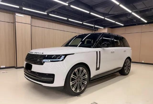 رينج روفر رينج روفر 2024 للبيع في جدة — ممشى 49,000 كم