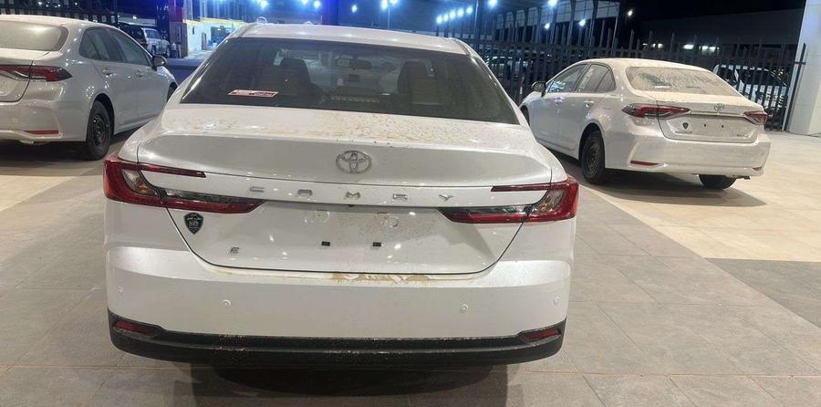 تويوتا كامرى استاندر 2026 لدى مكارم التميز