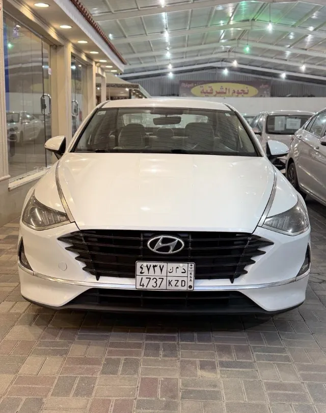 هيونداي سوناتا STANDARD 2020 للبيع في الدمام — ممشى 135,000 كم