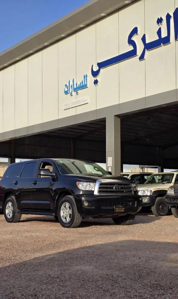 تويوتا سيكويا 2012 للبيع في حائل — ممشى 355,000 كم