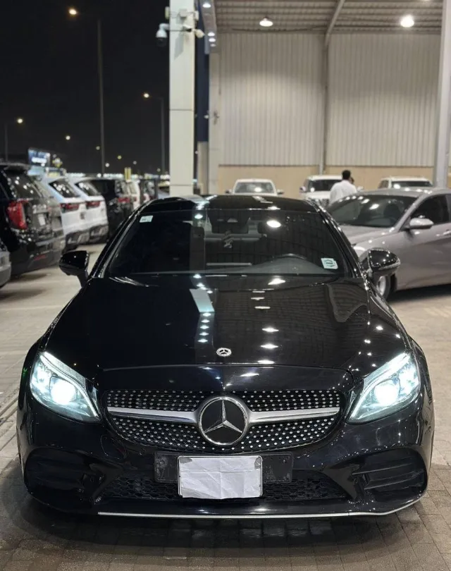 مرسيدس بنز · سي كلاس 2023 للبيع في الرياض — ممشى 32,000 كم