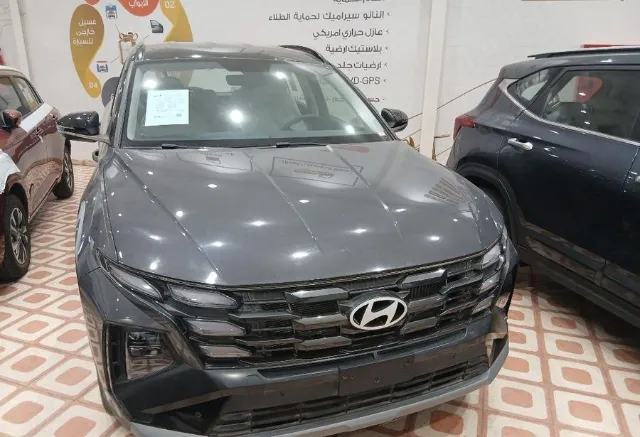 هيونداي · توسان 2025 للبيع في أبها — ممشى 3 كم